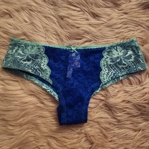 Victoria's Secret PINK 2013 date panty floral lace rare small
